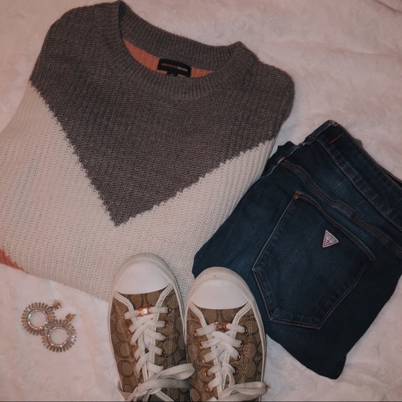 Chevron Pattern Cute Pink Sweater Plus Size 3X - Picture 1 of 4